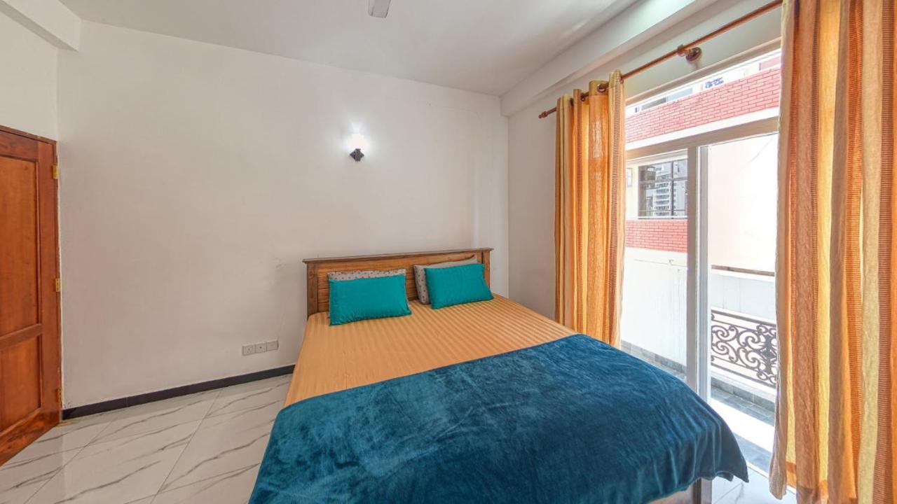 Ocean Breeze Apartment Colombo Luaran gambar