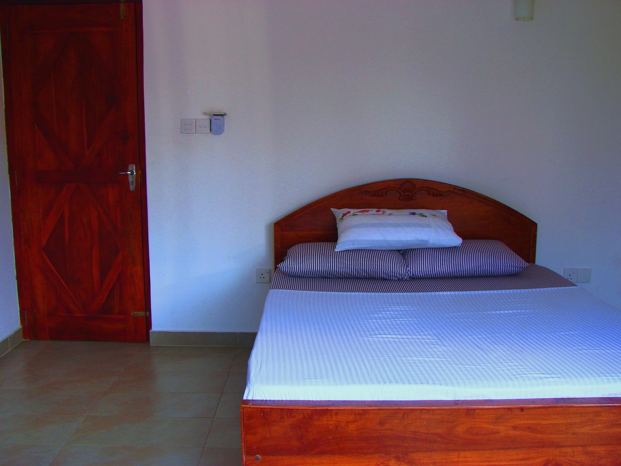 Ocean Breeze Apartment Colombo Luaran gambar